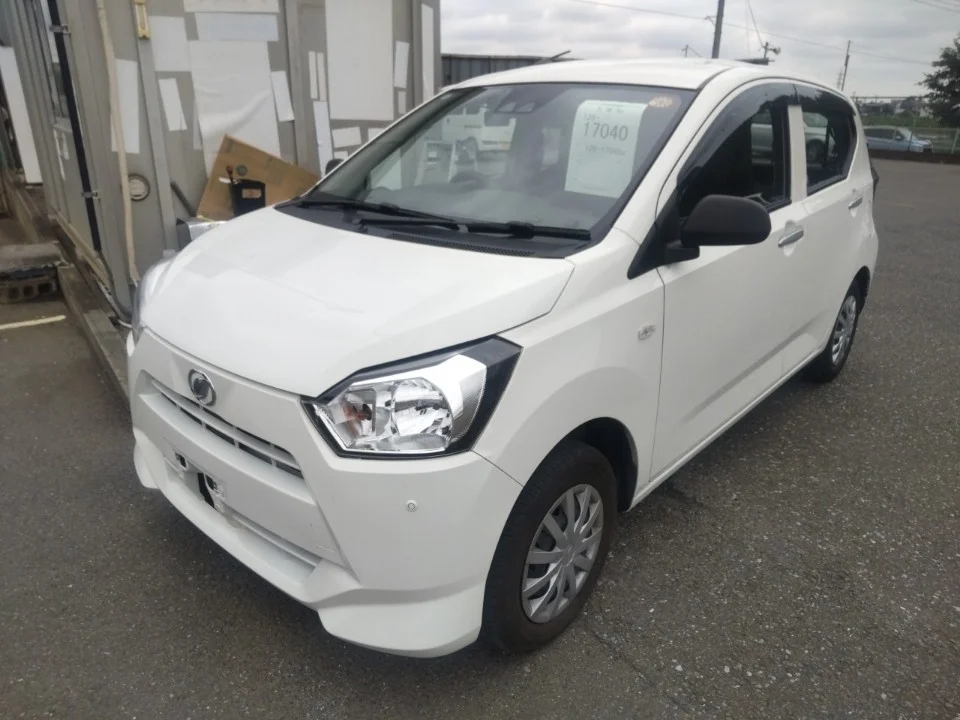 Daihatsu Mira e:S LA350S 2020